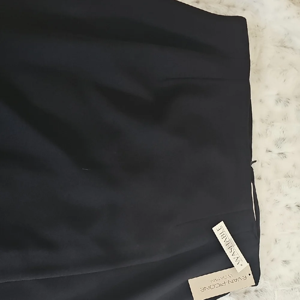 Evan Picone Classic Black Suit Jacket - Picture 12 of 16